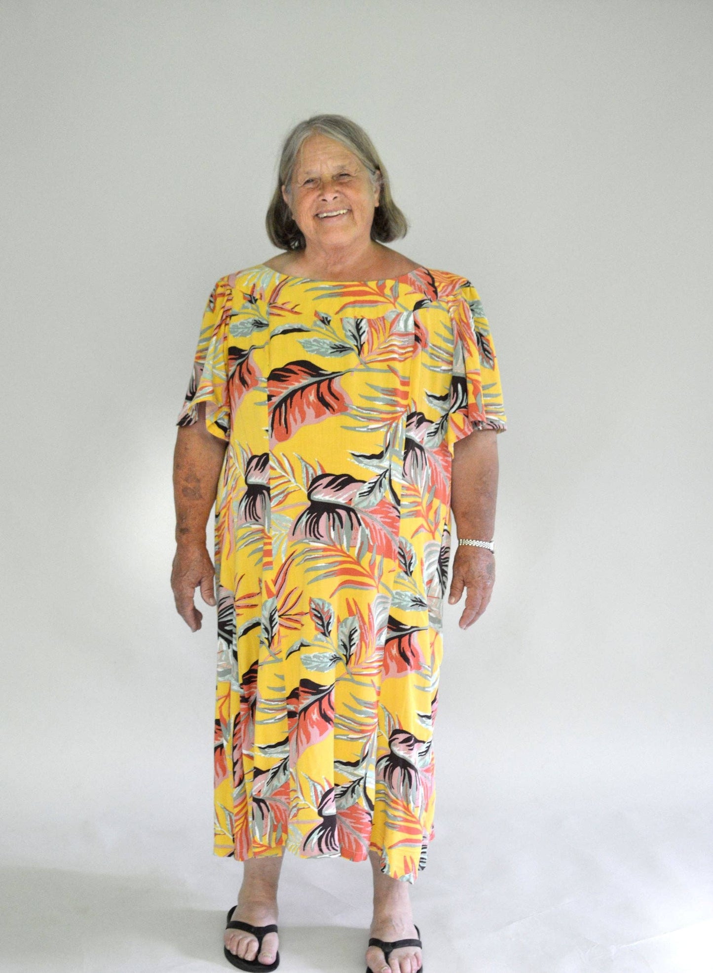 160 Hawaiian Mu'umu'u Sewing Pattern