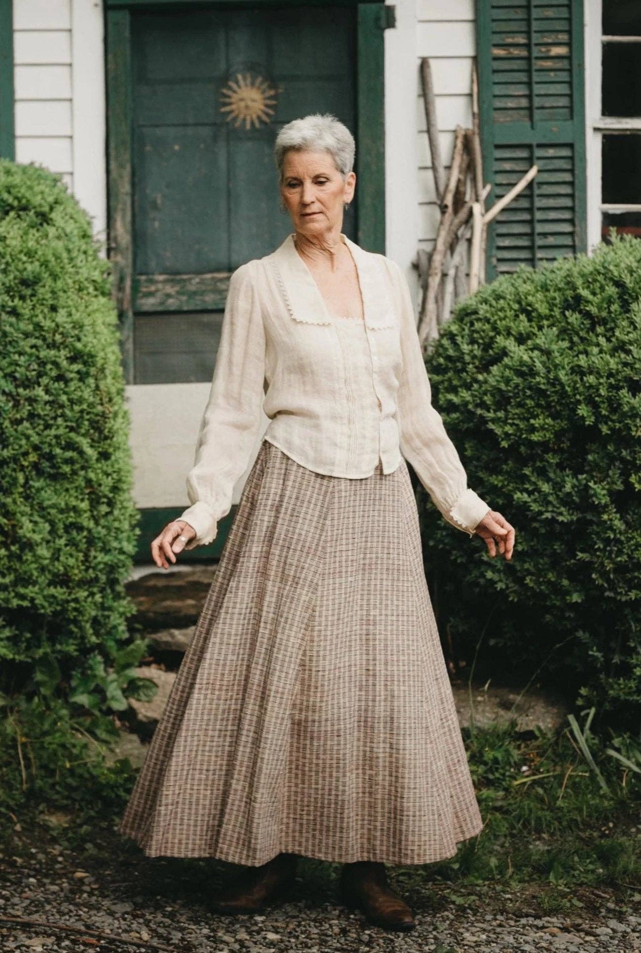 209 Walking Skirt - Sewing Pattern