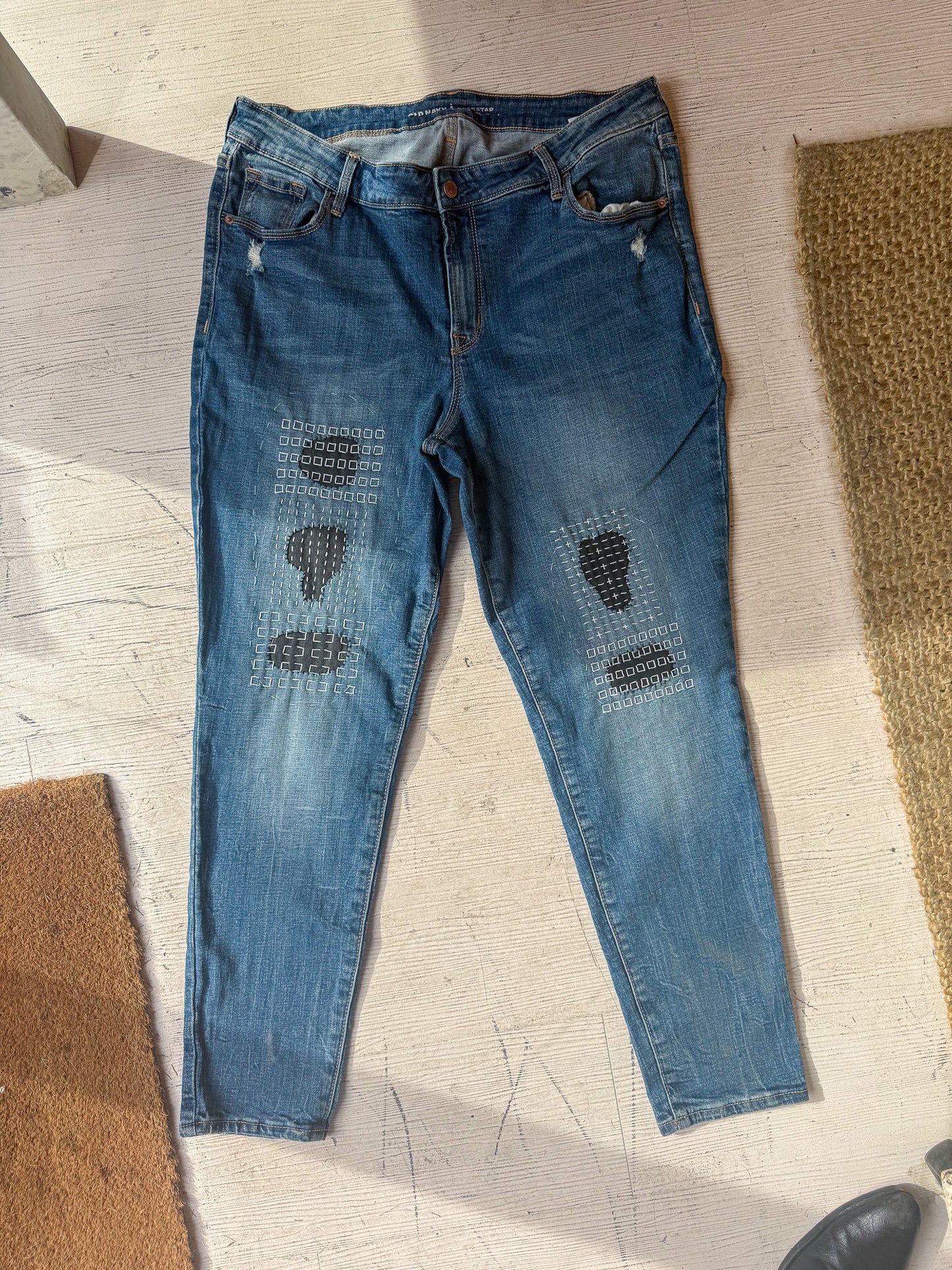 Mended Samples FLASH SALE 40% OFF (Taken off automatically at checkout)