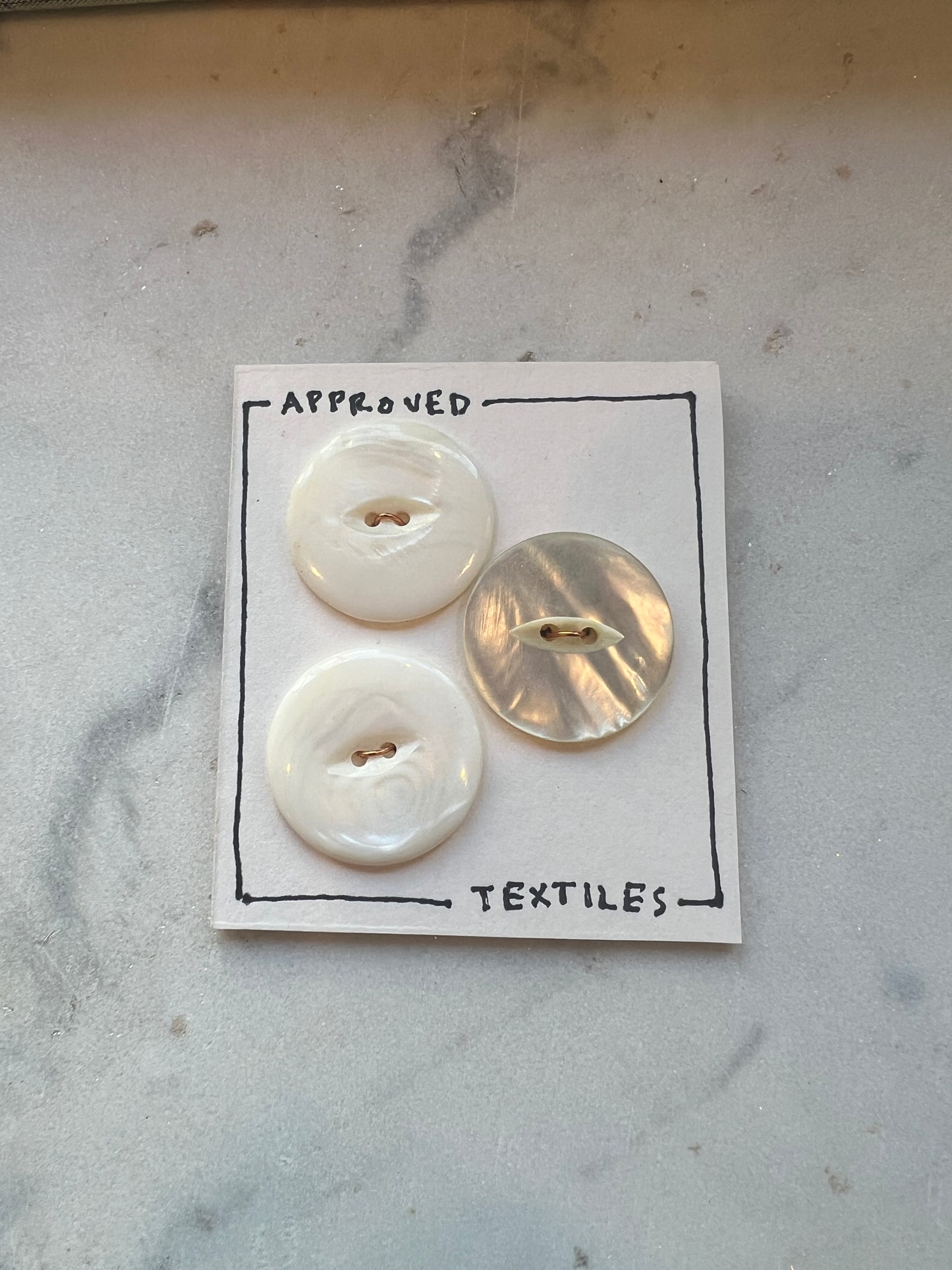 28mm Mother of Pearl Buttons