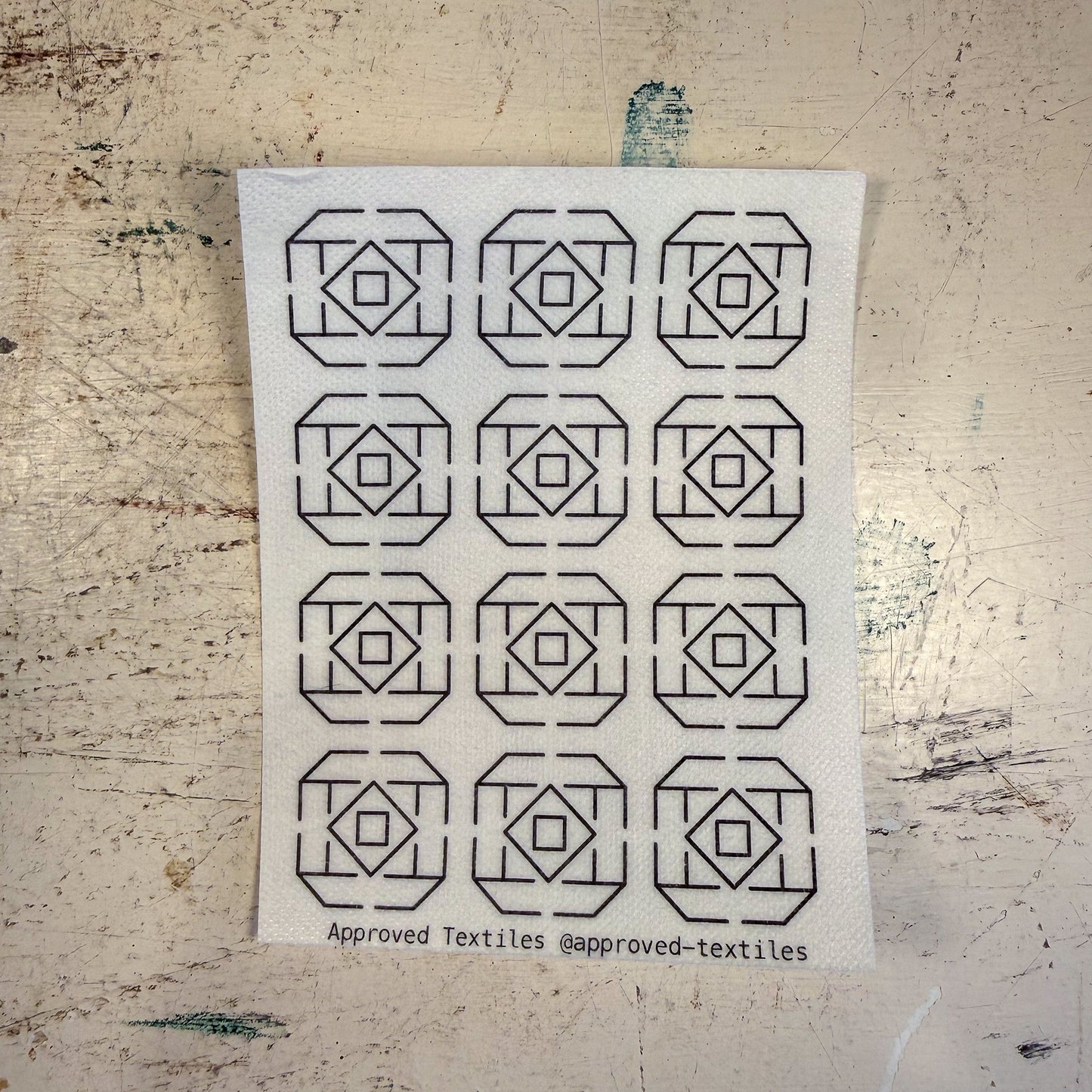 Hana Fukin Flowers . Minimal Mending Series