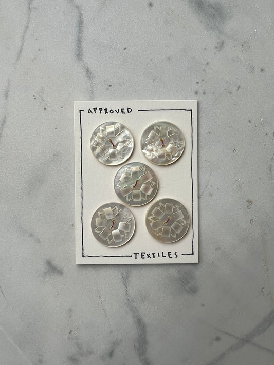 mother of pearl carved buttons