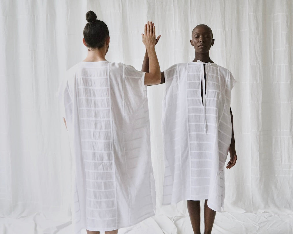 linen tie-neck caftan dress