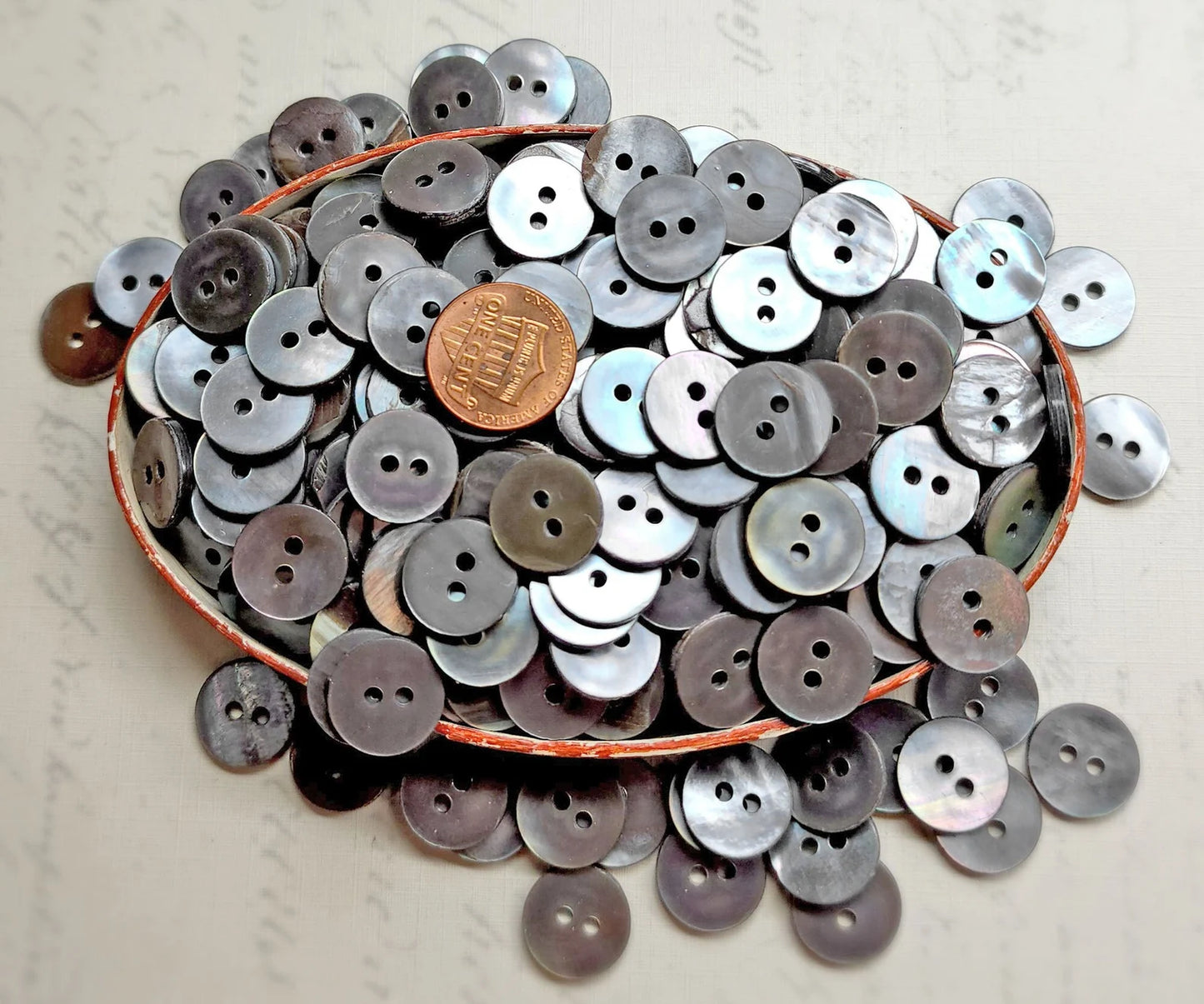 Smoky Oyster Shell Buttons โ Approved Textiles
